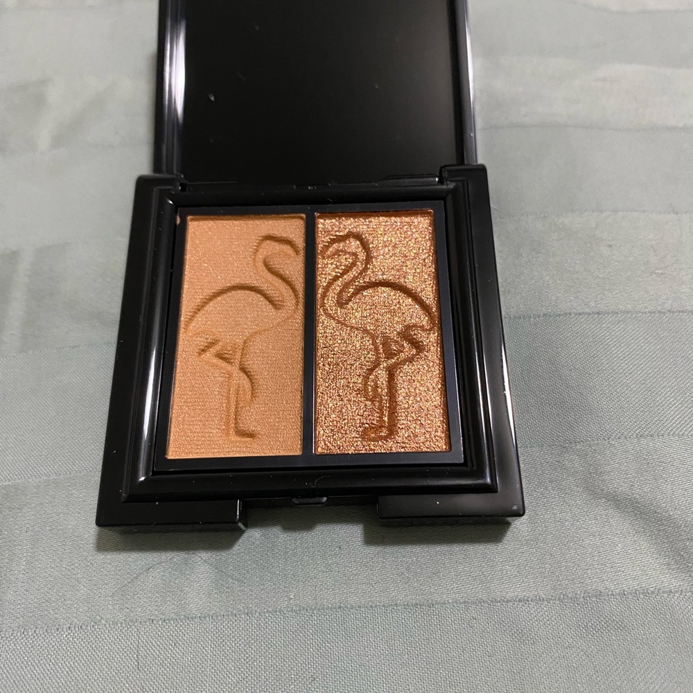 Glamorous Flamingo Eyeshadow Duo - Shaina B Miami Wynwood and Heat